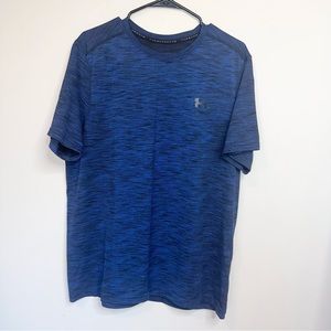 Men’s Under Armour Blue Fitted Activewear Short Sleeve Tee!
